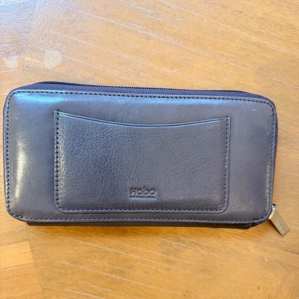 HOBO Leather Zip Around Wallet in medium Grey